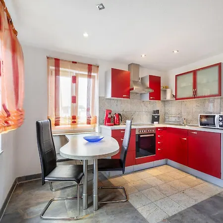 Apartament Bold & Chic Stay,